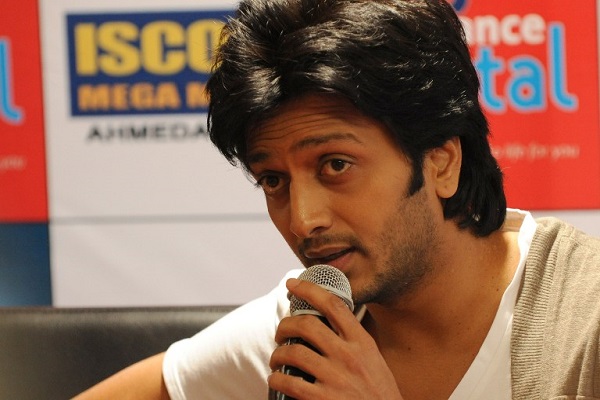 Mumbai Police is very proud of: Riteish Deshmukh