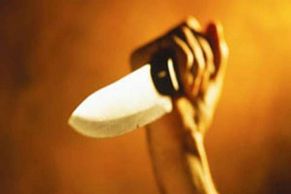 Mumbai: Shiv Sena leader knives and murdered