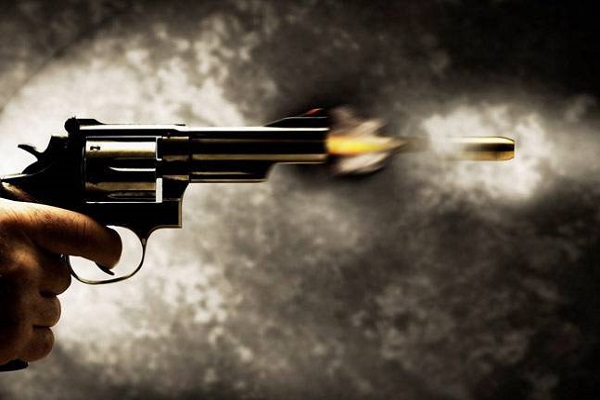 Deputy: Youth shot dead in front of the soldier