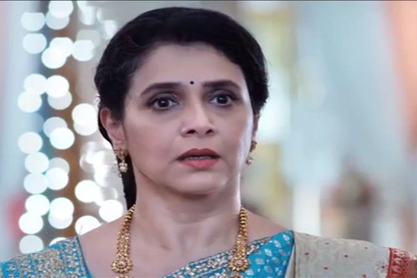 Supriya looked lucky for 'my sai'