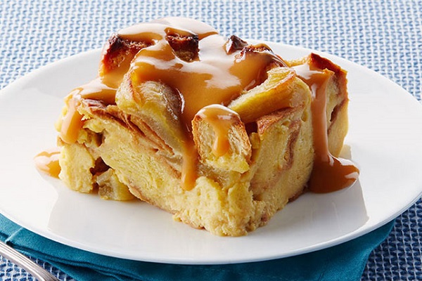 Instant bread pudding cake
