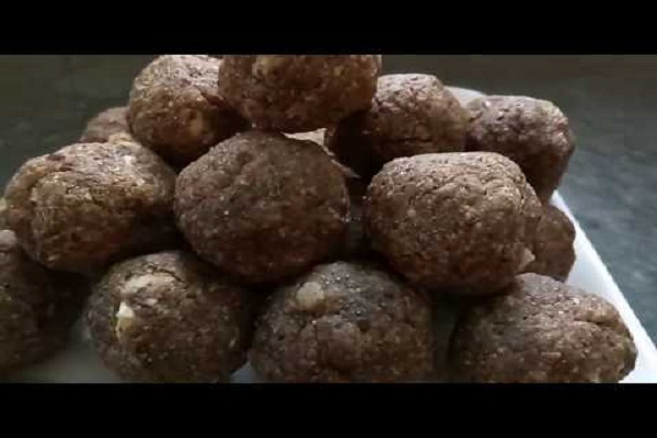 In winter wool laddus