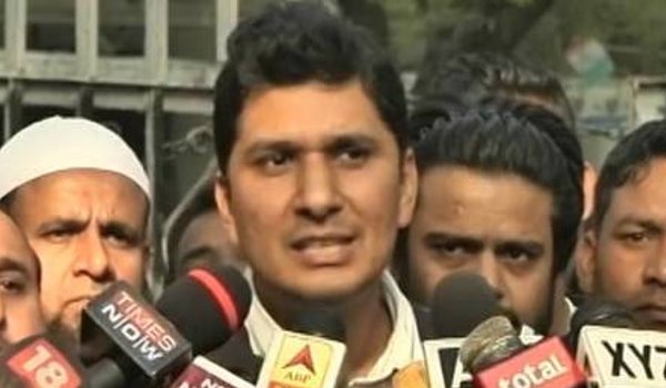 AAP cries conspiracy as 20 MLAs face disqualification