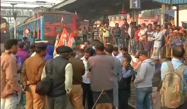 Odisha: BJP, Congress criticise BJD govt over alleged suicide of minor gang-rape victim, call for state-wide shutdown