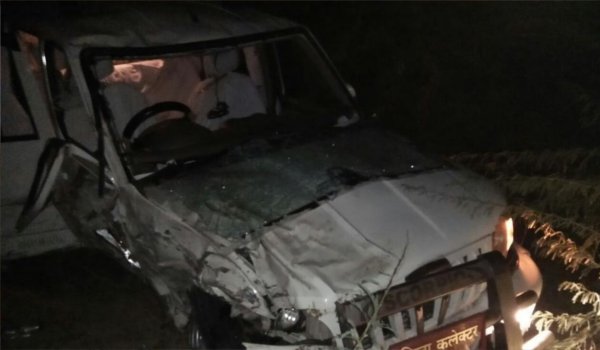 Barmer district collector and SP injured in road accident