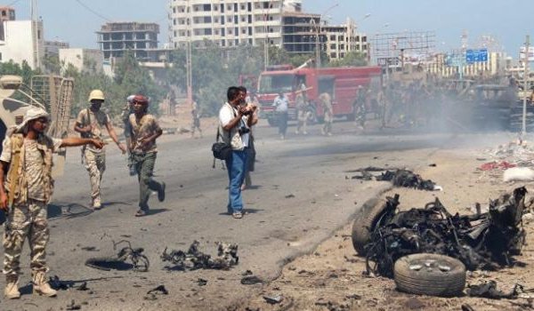 15 soldiers killed in suicide car bombing at checkpoint in Yemen
