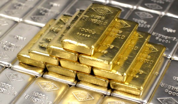 Gold futures go up, silver shines