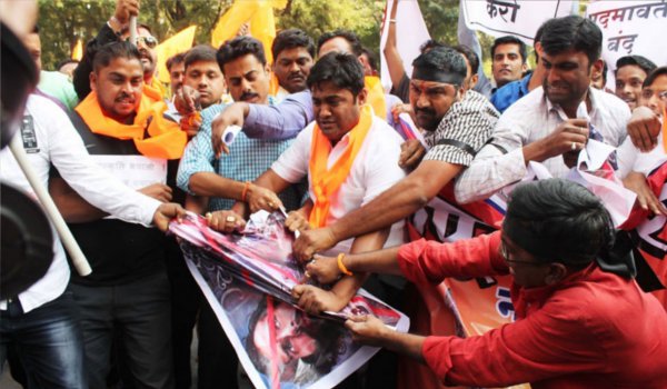Padmaavat protests : Why the silence, PM must speak on violence says Congress