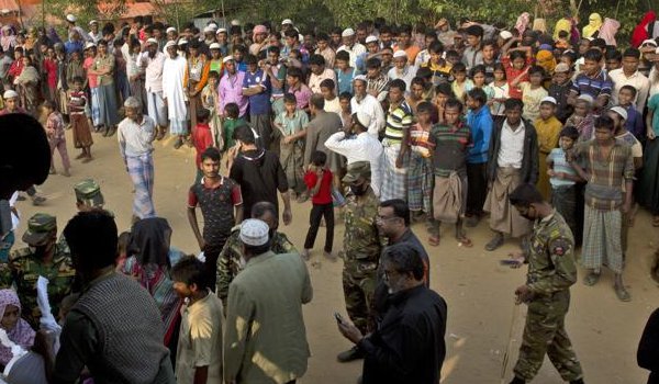Seven ethnic Rakhine killed as Myanmar police fire on riot