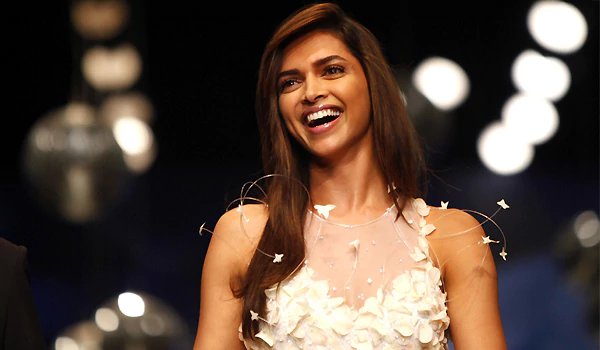 My parents brimmed with pride on watching Padmaavat : Deepika padukone