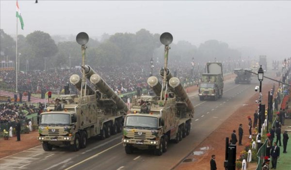 Republic Day Parade 2018 : India to Show Off Military Might at Parade on Rajpath in New Delhi