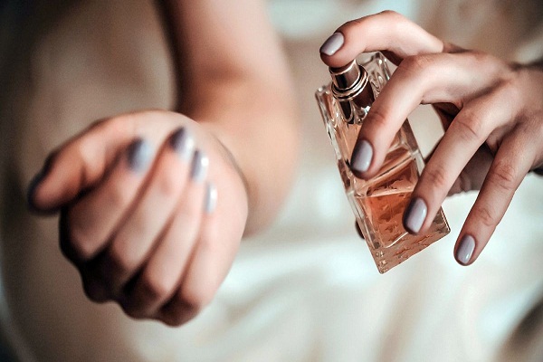 Your Perfume Opens Your Secrets, Tells Your Nature