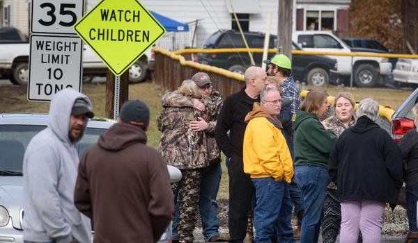 State police : 4 killed in shooting at Pennsylvania car wash