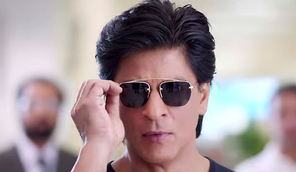 Shah Rukh Khan Scores 32 Million Followers on Twitter, Gets Right Behind Big B