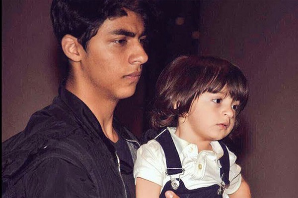 Such Bollywood siblings, which have a large age difference