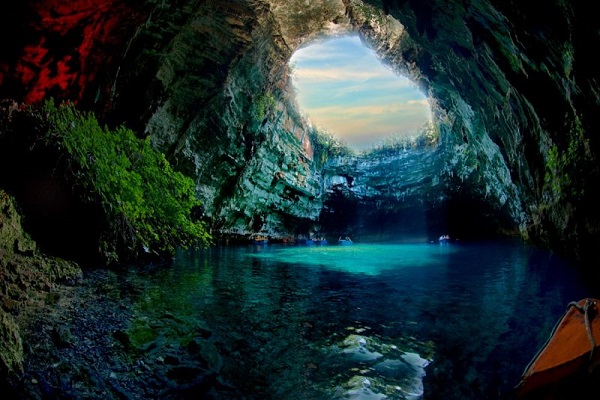 These beautiful lakes are built inside the ground