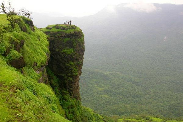 The road to reaching this hill station is full of mysteries and adventures.
