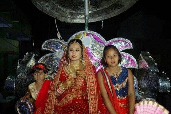 Bride leads baraat at groom's house