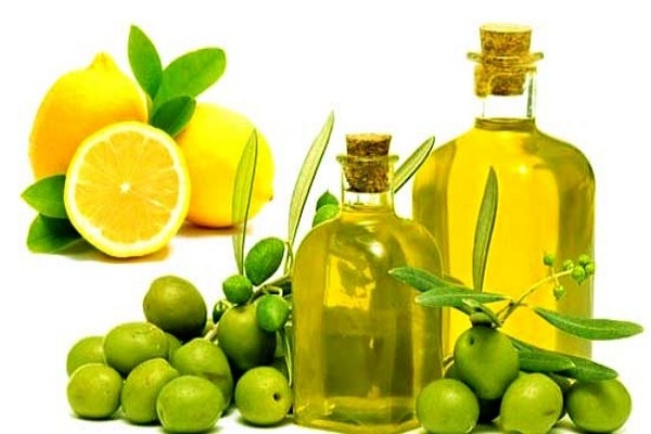 Make the skin shiny by using lemon and olive oil