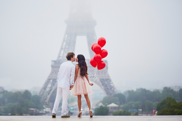 These romantic spots roamed with their partner and celebrated this year's Valentines Special