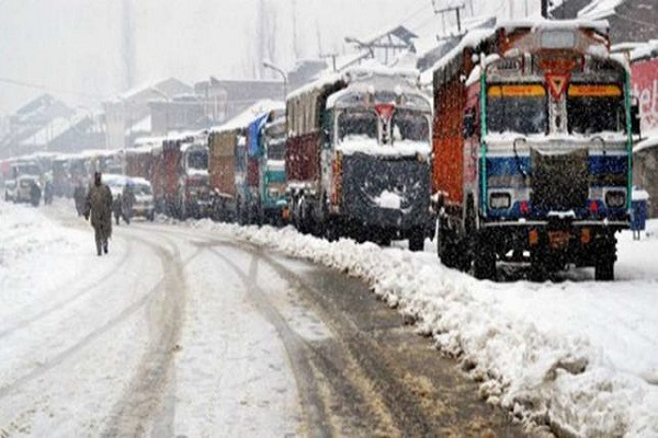 One-way traffic on Jammu-Srinagar highway restored