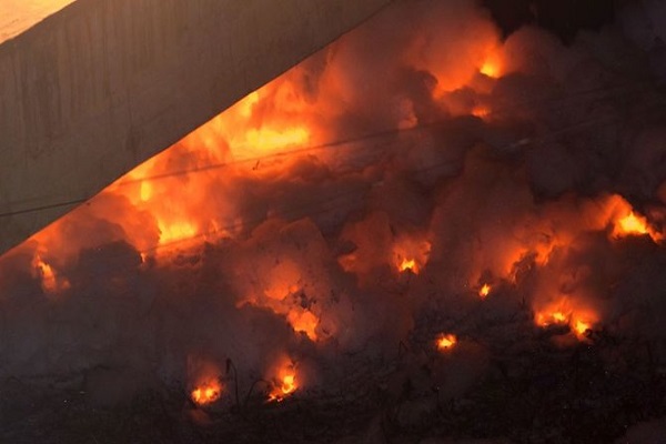 Fire in the paper factory of Bhopal