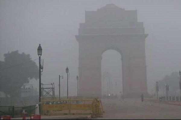 Light mist, 8 trains canceled in Delhi