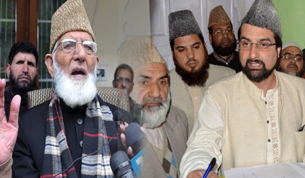 Separatist leader Mirwaiz, Geelani detained for defying house arrest