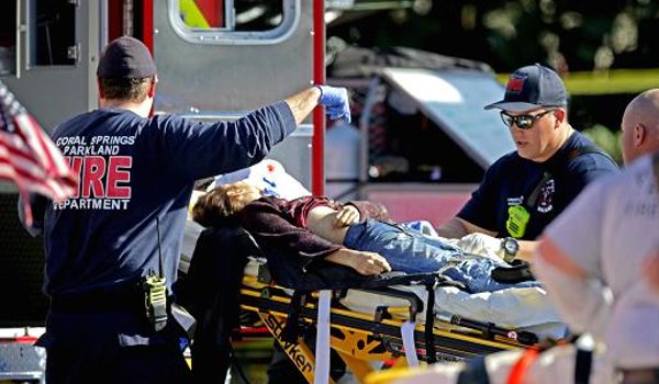 17 killed in mass shooting at high school parkland, Florida