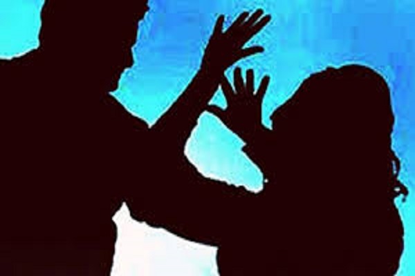 Hindi news channel Managing Editor accused of raping a woman journalist, police filed case
