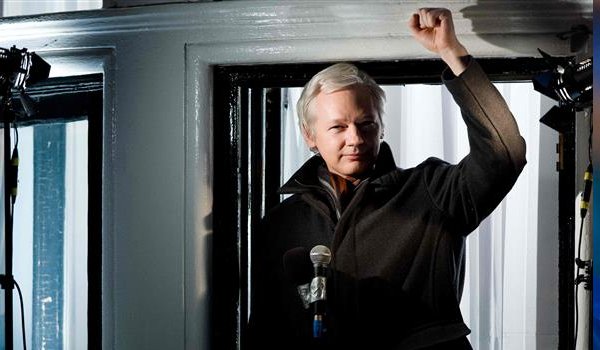 London judge rejects WikiLeaks founder plea to cancel arrest warrant