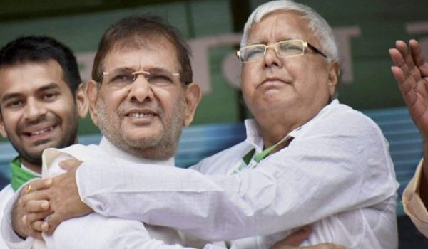 Sharad Yadav meets Lalu yadav in jail for Rajya Sabha seat : JD (U)
