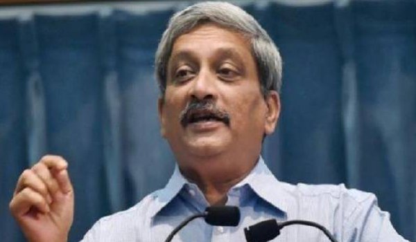 Have begun to fear as girls now drinking beer, says Manohar Parrikar