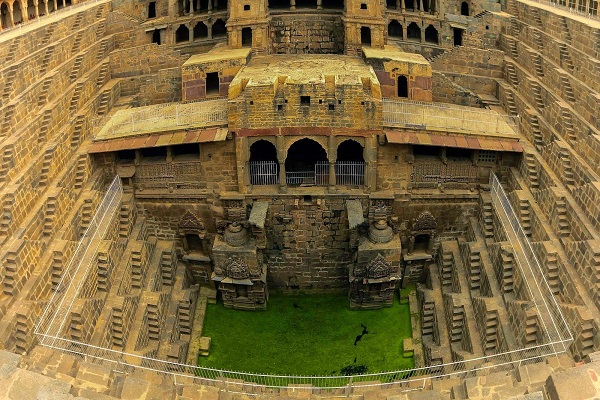 Chand Bawdi is located in Rajasthan, charisma of architecture