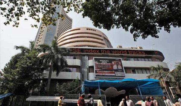 Equities extend slide on global sell-off; Sensex sheds 310 points