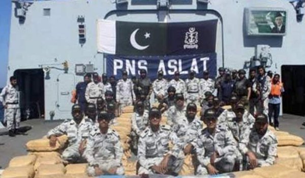 Pakistan Navy ship seizes 5000 kg of narcotics