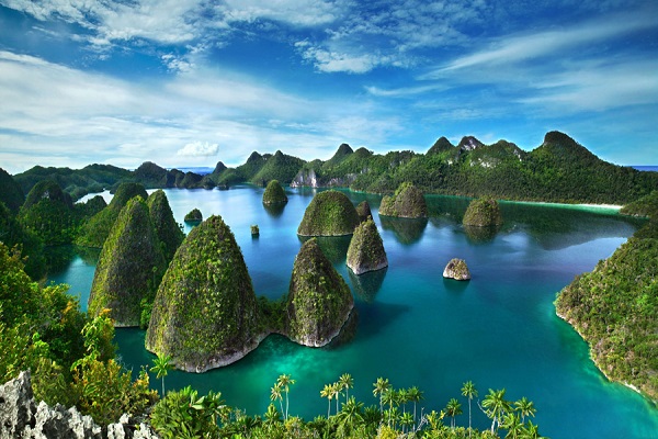 The world's most beautiful and cheap countries where Indians become millionaires