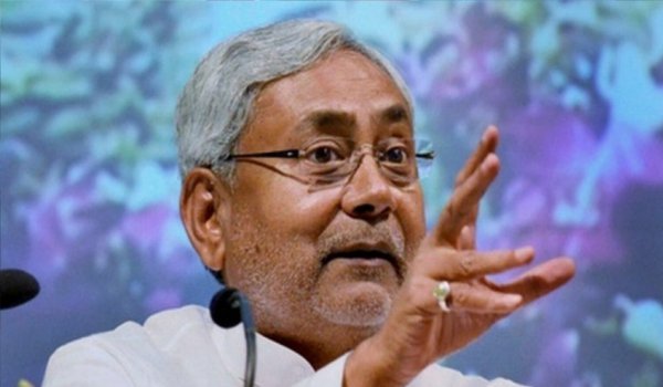 Nitish kumar defends RSS chief Mohan Bhagwat
