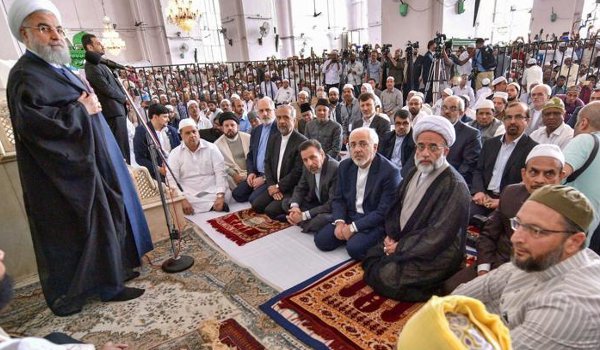 Iran President Rouhani Prays For Shia-Sunni Unity At Hyderabad's Makkah Masjid