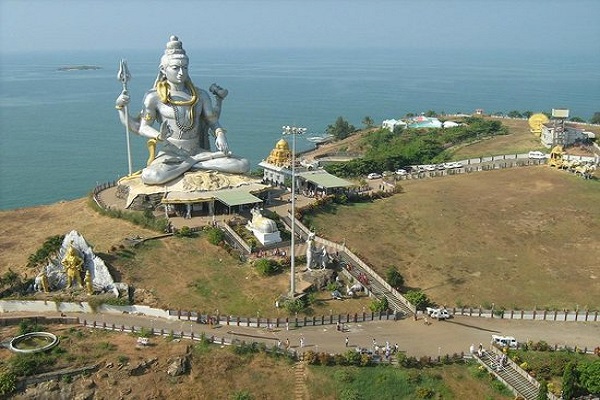This city, situated on the banks of the Arabian Sea, is very beautiful