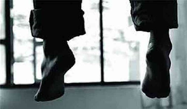 Jharkhand : Couple, child found dead in Jamshedpur