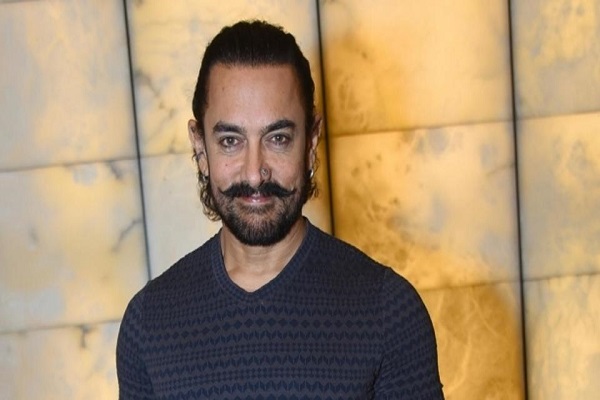 At the age of 10 was the first love: Aamir Khan