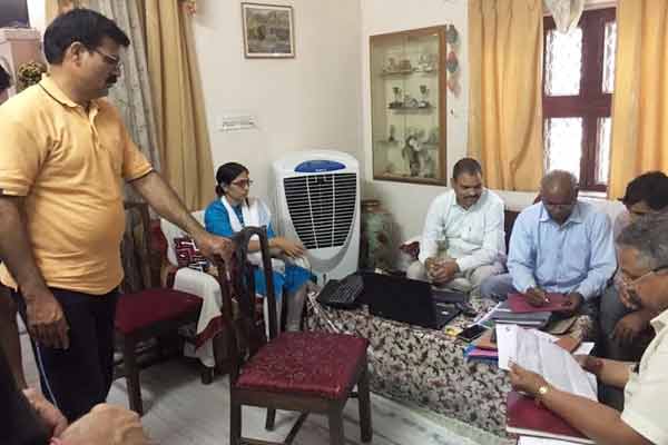 1 karod se adhik sampatti ka pata chala Engineer ke house me