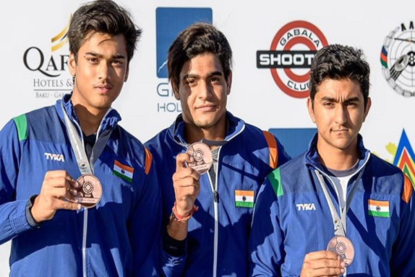16 year old Vivaan Kapoor won bronze in trap