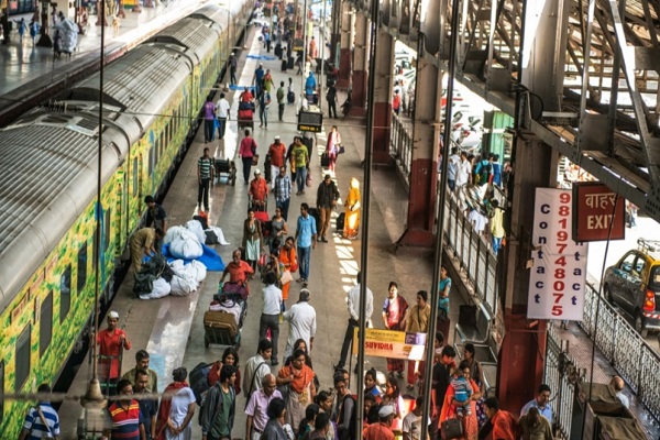 All the railway stations of Allahabad Mandal will be equipped with LED light