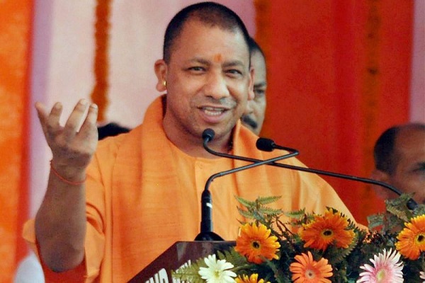 CM Yogi celebrates Holi in Gorakhpur
