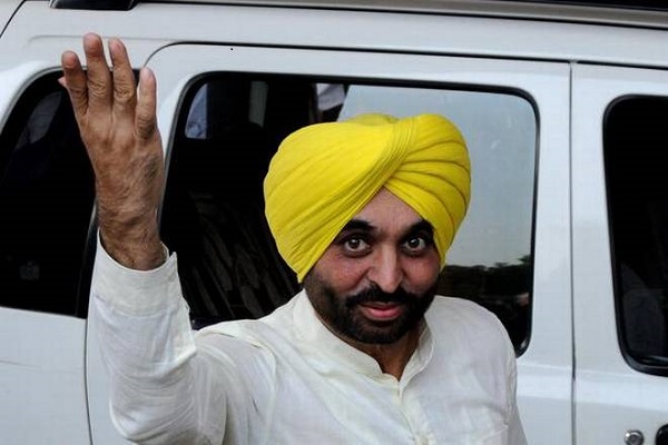 Chandigarh AAP shock Bhagwant Mann resigns