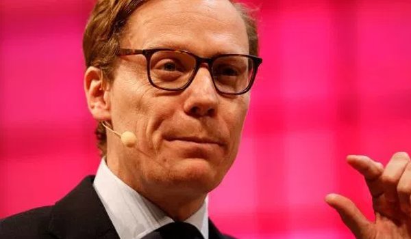 FaceBook suspends controversial data firm Cambridge Analytica