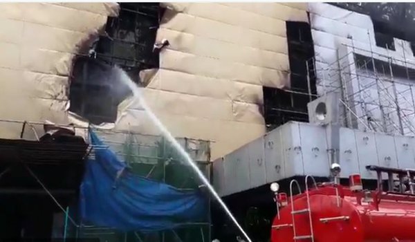Four killed, some trapped as fire hits hotel in Philippine capital