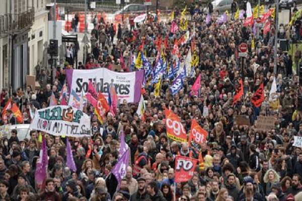 France nationwide agitation rail and air services disrupted against macros